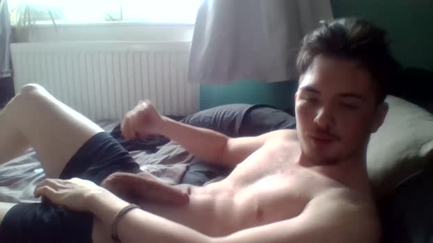yungasianbritishtommy show Webcam SHOW @ Chaturbate 29-04-2025