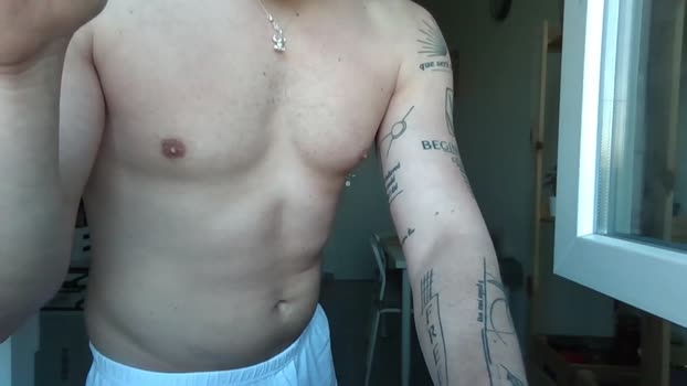 roberto_twink1 bigtoys Webcam SHOW @ Chaturbate 30-04-2025