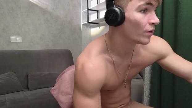 elliot_muscle04 fuckher Webcam SHOW @ Chaturbate 30-04-2025