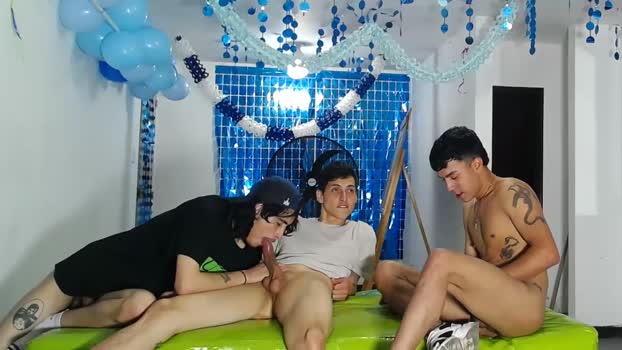 icevermilk yummy Webcam SHOW @ Chaturbate 02-05-2025