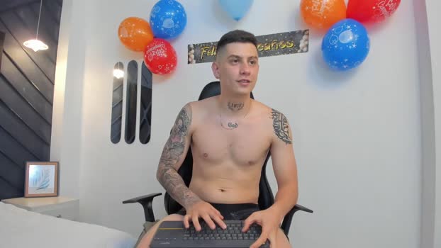 yeiko_romero_ strip Webcam SHOW @ Chaturbate 02-05-2025