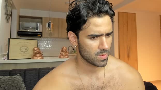 bradleymartin7 spank Webcam SHOW @ Chaturbate 04-05-2025