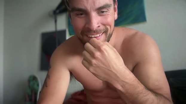 ccmanrivs120 play Webcam SHOW @ Chaturbate 03-05-2025