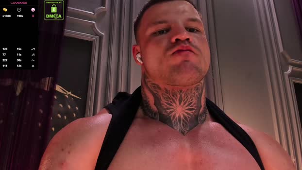 oliversport beauty Webcam SHOW @ Chaturbate 03-05-2025