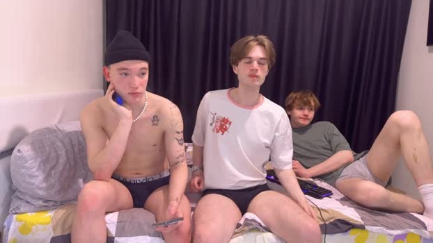 2nc_ Topless Webcam SHOW @ Chaturbate 05-05-2025