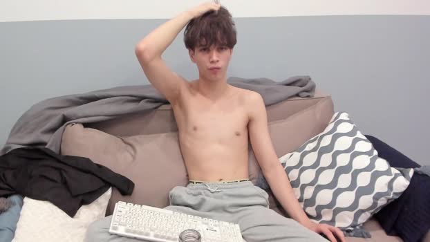 your_shy_guy naked Webcam SHOW @ Chaturbate 05-05-2025