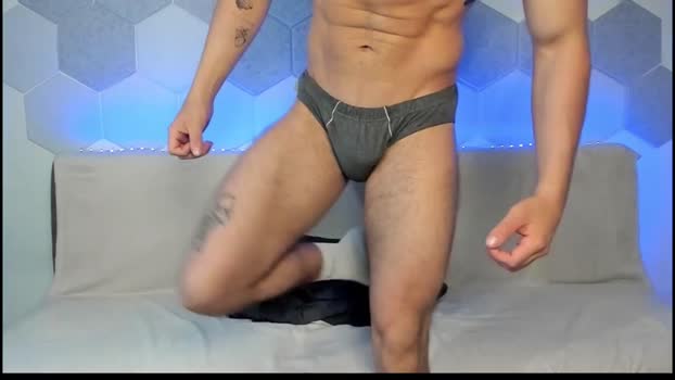 dennis_bloom striptease Webcam SHOW @ Chaturbate 07-05-2025