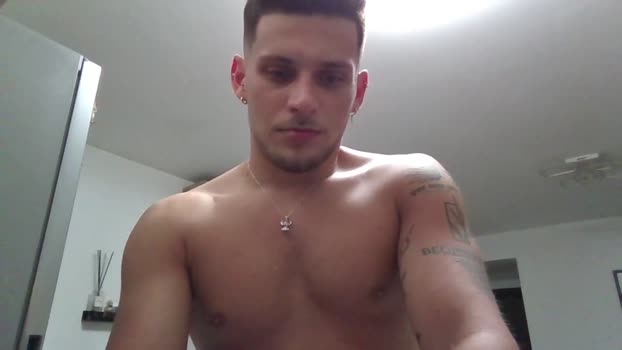 roberto_twink1 horny Webcam SHOW @ Chaturbate 07-05-2025