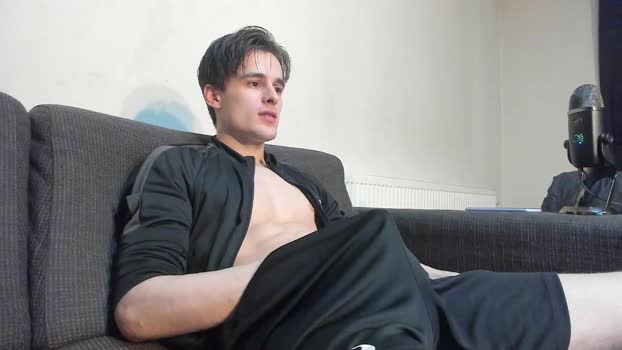 skinnyguywithbigd horny Webcam SHOW @ Chaturbate 08-05-2025