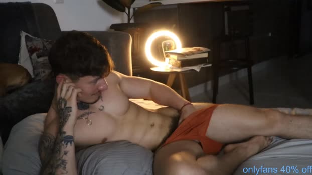 thorclarck_ legs Webcam SHOW @ Chaturbate 08-05-2025