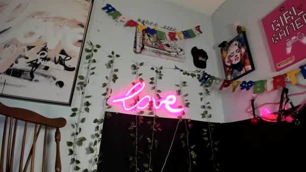 maddi_avalon suck Webcam SHOW @ Chaturbate 10-05-2025
