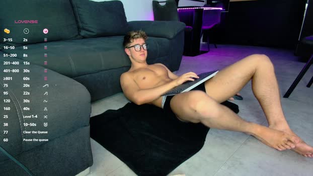 christianlevine_ suckshow Webcam SHOW @ Chaturbate 11-05-2025