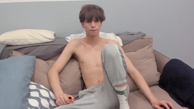 your_shy_guy show Webcam SHOW @ Chaturbate 16-05-2025