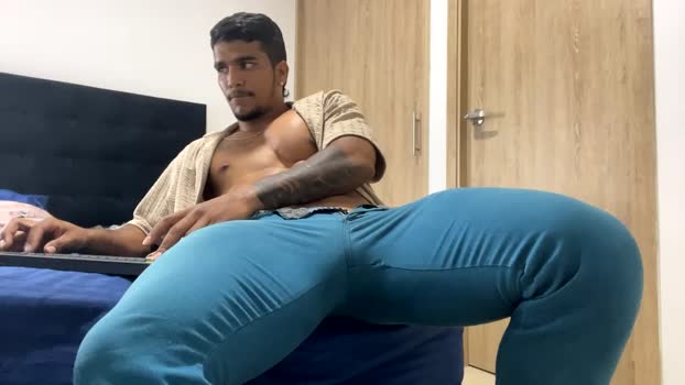 camilo_contre21 toy Webcam SHOW @ Chaturbate 18-05-2025