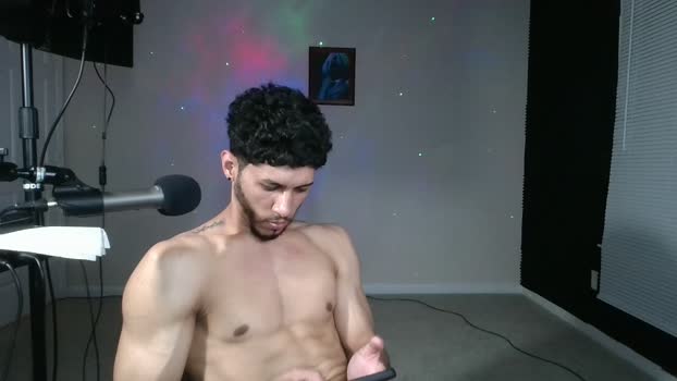 kevin9nch bigtoys Webcam SHOW @ Chaturbate 18-05-2025