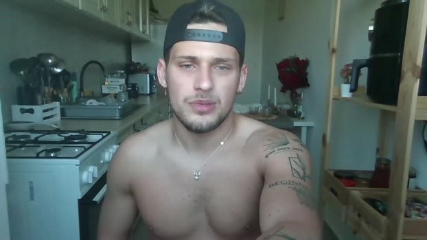 roberto_twink1 toys Webcam SHOW @ Chaturbate 19-05-2025