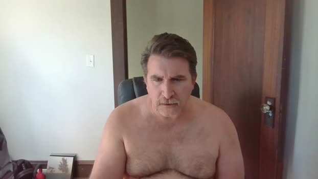 daggwood toys Webcam SHOW @ Chaturbate 19-05-2025