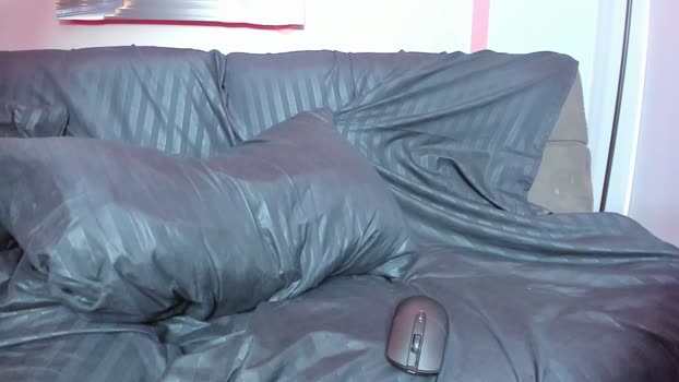 michael_twink18 Topless Webcam SHOW @ Chaturbate 25-05-2025