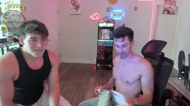 thejohnnystone fingering Webcam SHOW @ Chaturbate 26-05-2025