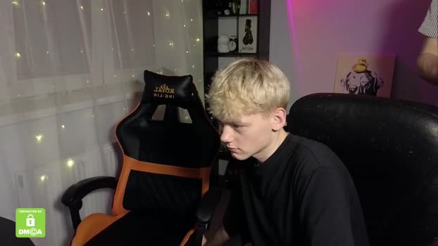 kirill_20_cm bigtoys Webcam SHOW @ Chaturbate 28-05-2025
