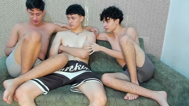 pelusos_mens wank Webcam SHOW @ Chaturbate 30-05-2025