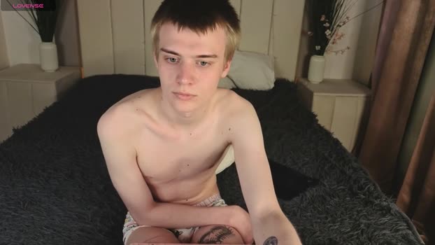 louie_evans naughty Webcam SHOW @ Chaturbate 01-06-2025