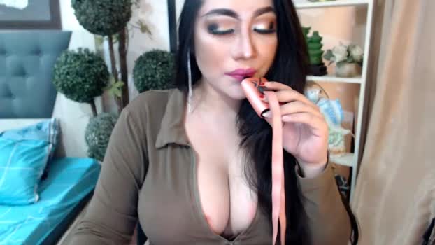 extraordinarypleasure lickass Webcam SHOW @ Chaturbate 04-06-2025