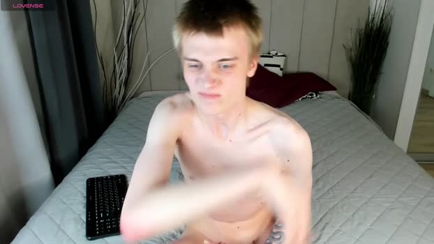 louie_evans big Webcam SHOW @ Chaturbate 05-06-2025