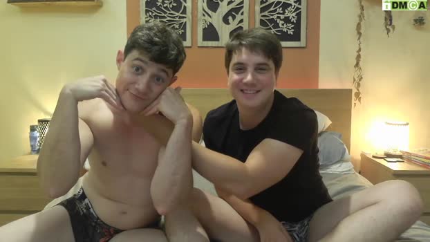 frenchhornybibs play Webcam SHOW @ Chaturbate 05-06-2025
