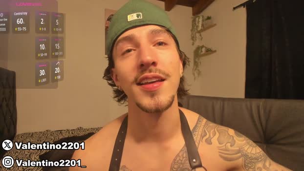 valentino2201 fingers Webcam SHOW @ Chaturbate 06-06-2025