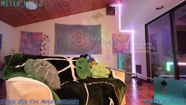 milla_milla fuckass Webcam SHOW @ Chaturbate 12-06-2025