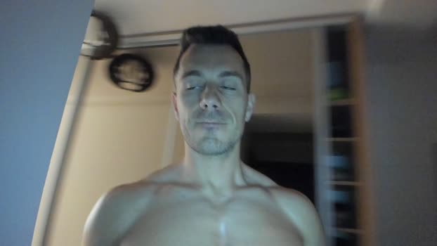 roberto4ever yummy Webcam SHOW @ Chaturbate 14-06-2025