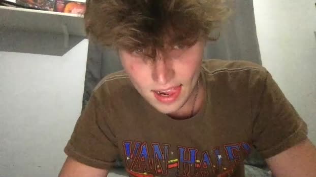 bigskinnyboyshh orgasm Webcam SHOW @ Chaturbate 25-06-2025
