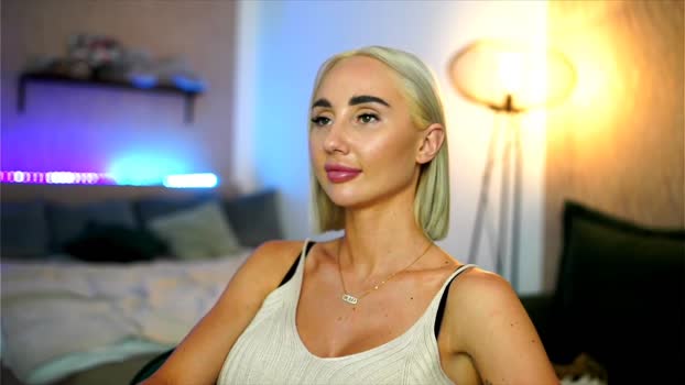blondiefromtheblock natural Webcam SHOW @ Chaturbate 04-07-2025