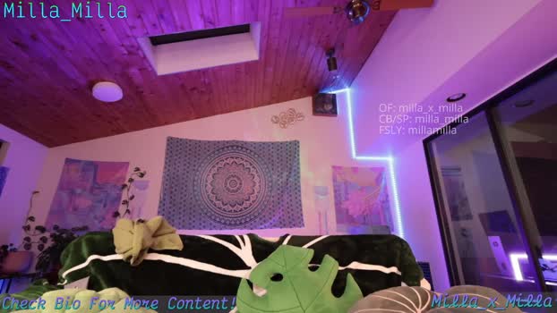 milla_milla show Webcam SHOW @ Chaturbate 05-07-2025