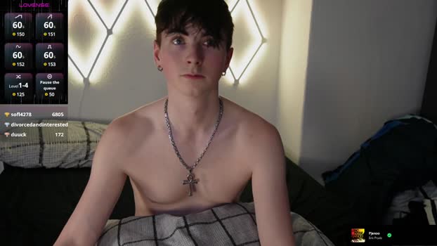 alfiegreenxxx fuckme Webcam SHOW @ Chaturbate 06-07-2025