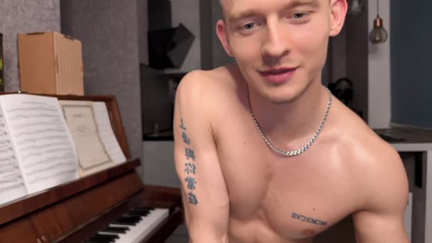 marvelboy_ playtime Webcam SHOW @ Chaturbate 07-07-2025