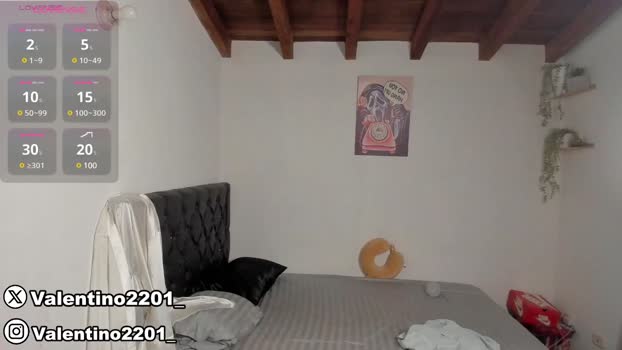 valentino2201 legs Webcam SHOW @ Chaturbate 10-07-2025