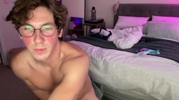mizzo001 Recorded Webcam SHOW @ Chaturbate 11-07-2025