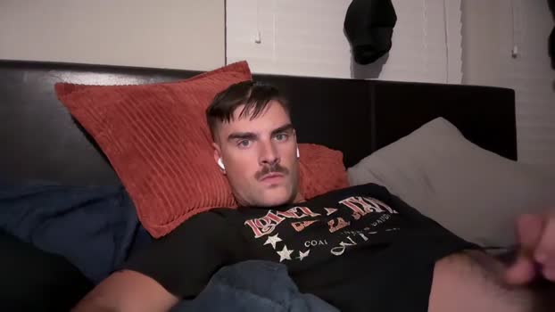 ccmanrivs120 legs Webcam SHOW @ Chaturbate 15-07-2025