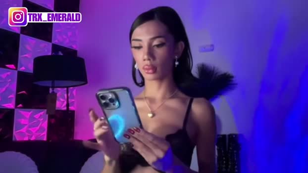 trixieemerald kissing Webcam SHOW @ Chaturbate 16-07-2025