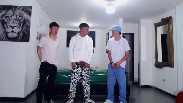 benz_boys kissing Webcam SHOW @ Chaturbate 19-07-2025
