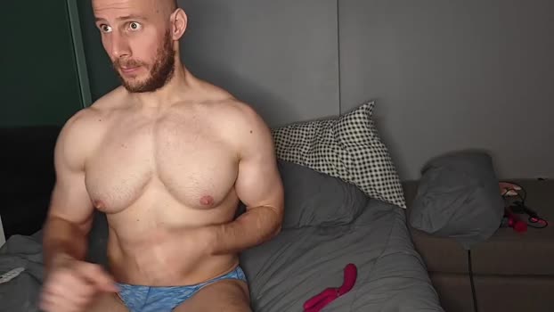 baldyboyy kissing Webcam SHOW @ Chaturbate 22-07-2025