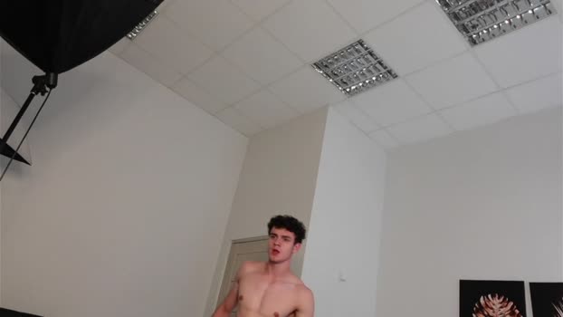 eric_poston Topless Webcam SHOW @ Chaturbate 22-07-2025
