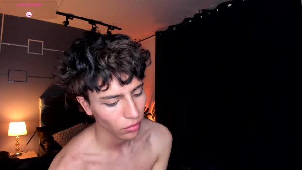 chrristopher77 sexyfeet Webcam SHOW @ Chaturbate 23-07-2025