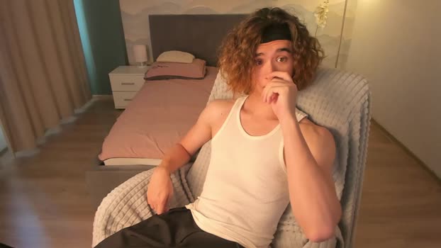 sweet_jamees kissing Webcam SHOW @ Chaturbate 24-07-2025