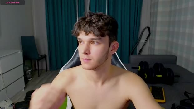 james_friends Recorded Webcam SHOW @ Chaturbate 28-07-2025