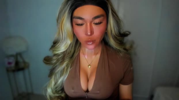 transnextdoor_ fuckher Webcam SHOW @ Chaturbate 27-07-2025