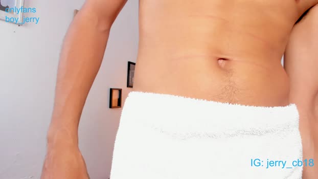 boy_jerry big Webcam SHOW @ Chaturbate 31-07-2025