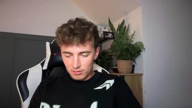luciancrowe bicurious Webcam SHOW @ Chaturbate 30-07-2025